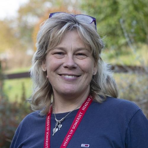 Lisa Hodges, Tutor
